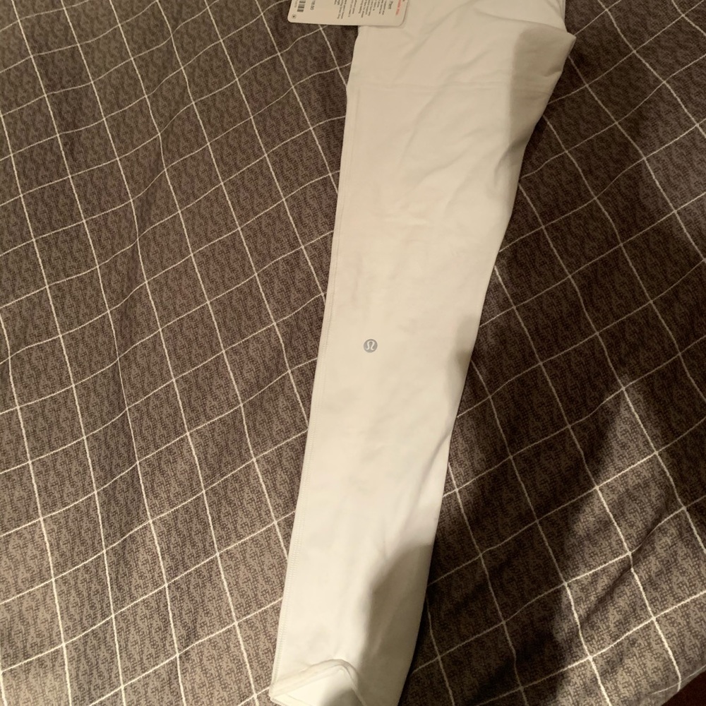 LULU LEMON LEGGINGS (NWT)